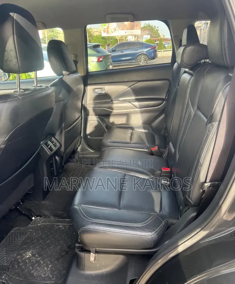Mitsubishi Outlander 2020 Noir