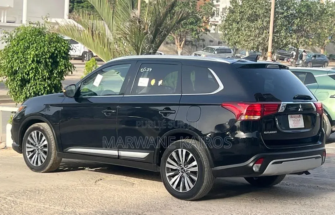 Mitsubishi Outlander 2020 Noir