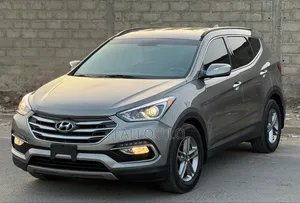 Hyundai Santa Fe 2018 Gris
