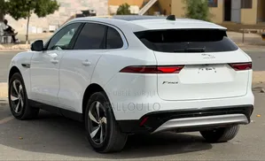 Jaguar F-Pace 2021 Blanc