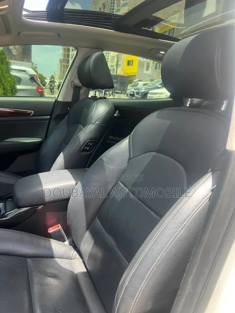 Kia K5 2017 Blanc