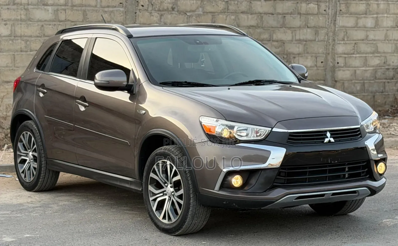 Mitsubishi Outlander 2016 Gris