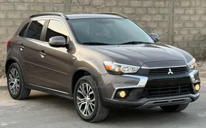 Mitsubishi Outlander 2016 Gris