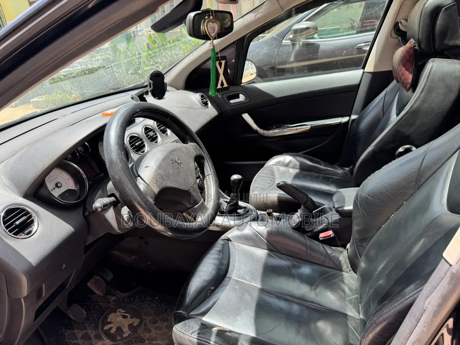 Peugeot 308 2012 Noir Mat