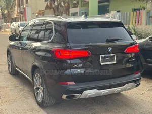 BMW X5 2019 Noir Mat