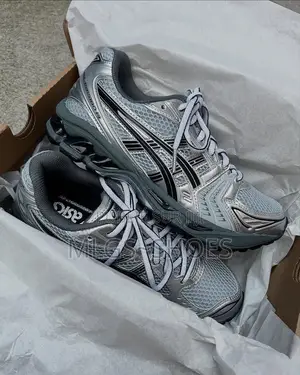 ASICS KAYANO 14 Gris