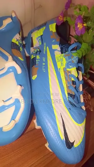 Crampons À Vendre : Prix 15000f