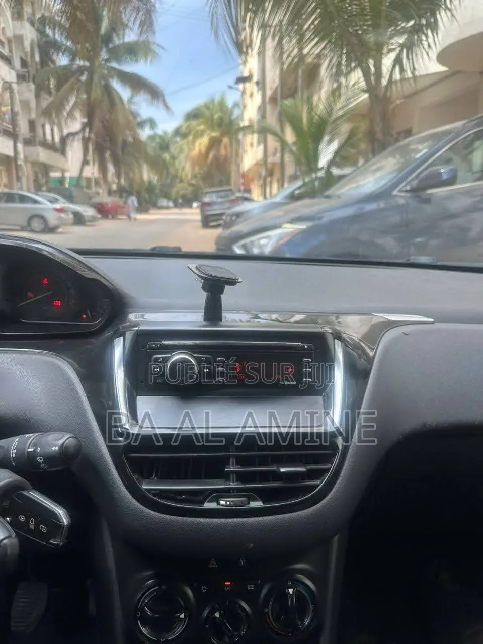 Peugeot 208 2015 Gris