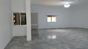 8chbre Villa dans Almadies à Vendre