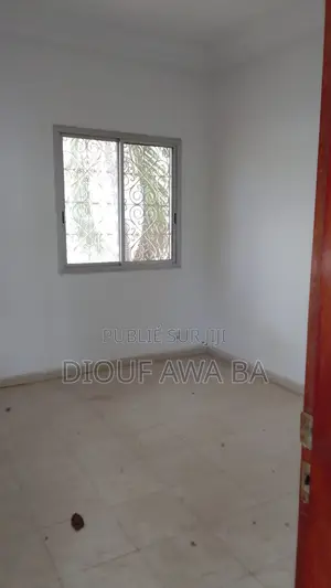 9chbre Villa dans Almadies à Louer