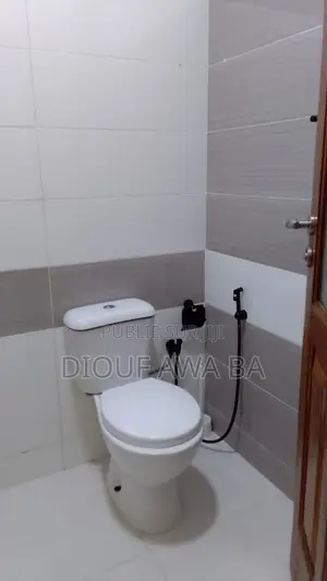 9chbre Villa dans Almadies à Louer