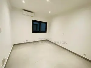 3chbre Appartement dans Fann-Point E-Amitié à Louer