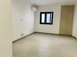 3chbre Appartement dans Fann-Point E-Amitié à Louer