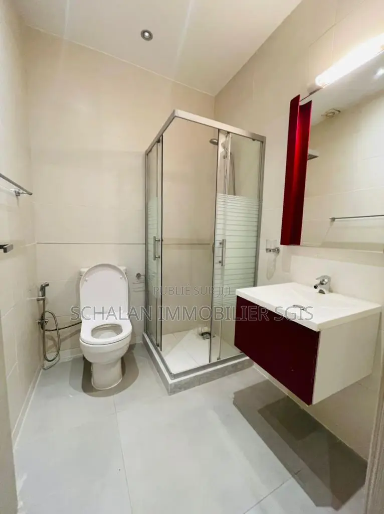 3chbre Appartement dans Fann-Point E-Amitié à Louer