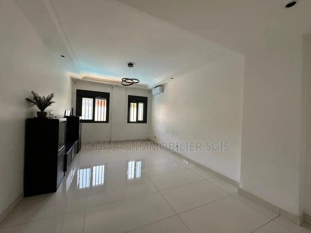2chbre Appartement dans Mermoz Sacré-Cœur à Louer