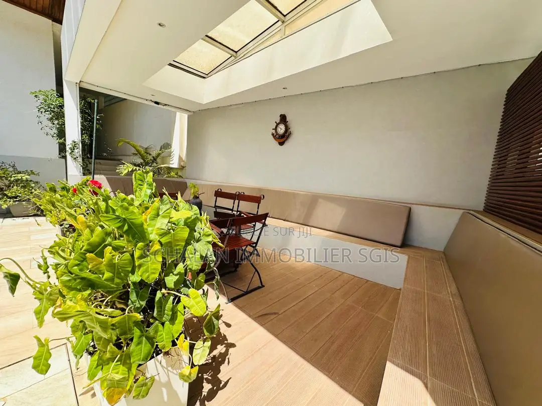 2chbre Appartement dans Mermoz Sacré-Cœur à Louer