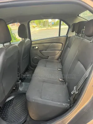 Renault Logan 2022 Marron