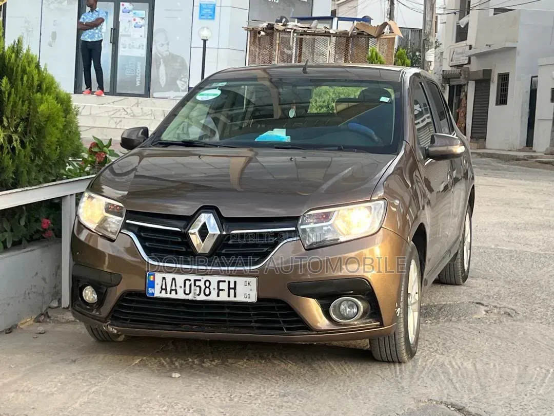 Renault Logan 2022 Marron