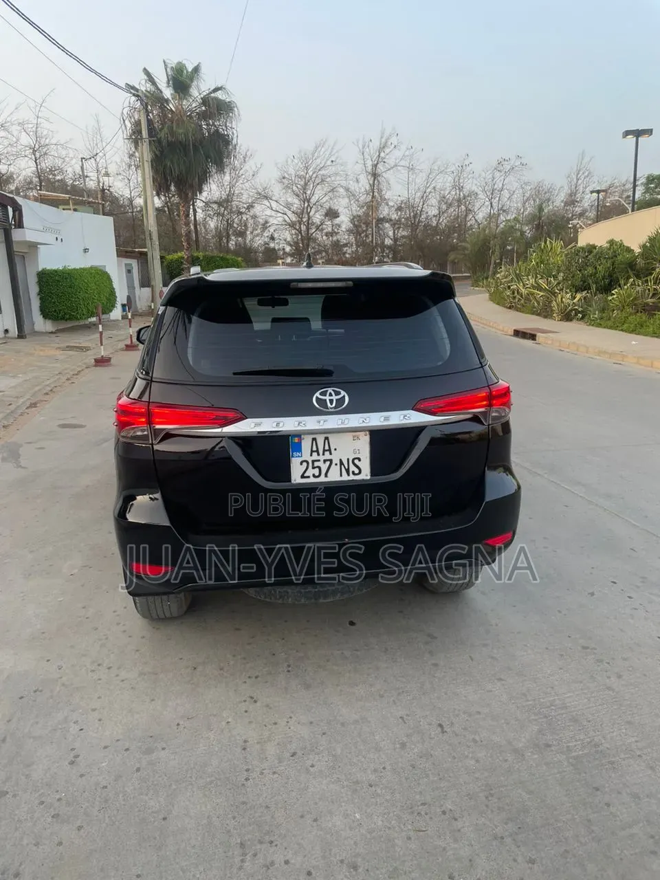 Toyota Fortuner 2023 Noir