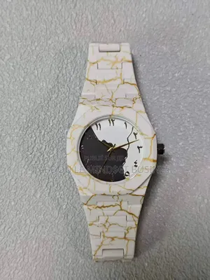 Montre Poly Carbone Avec Boîte Disponible