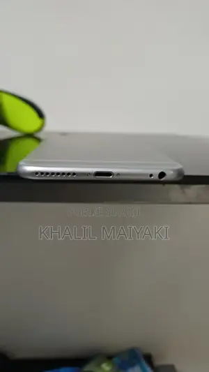 Apple iPhone 8 64 GB Gris