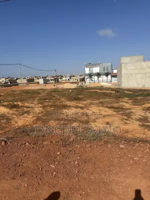 Terrains TF Individuel À Tivaoune Peulh