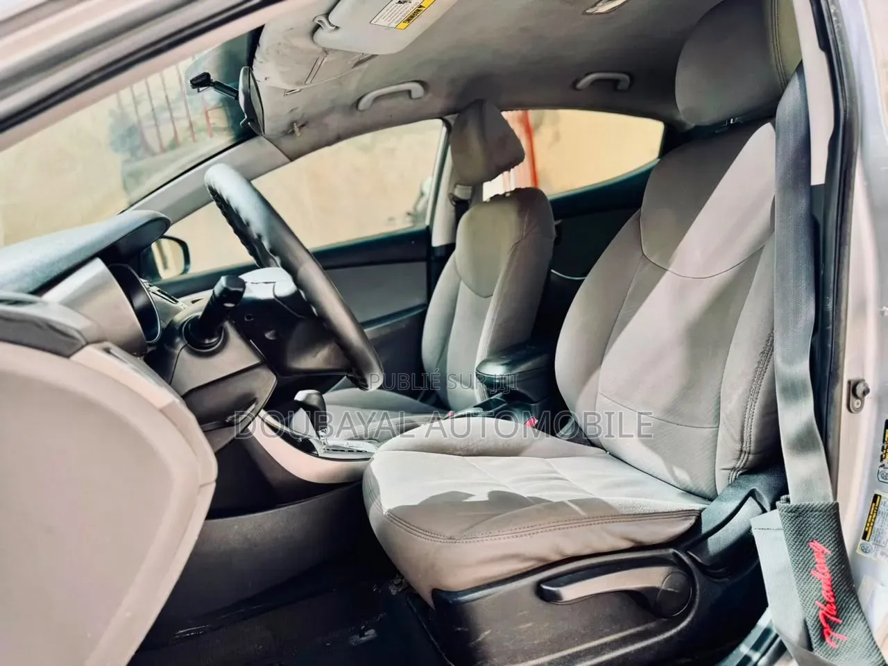 Hyundai Elantra 2012 Gris
