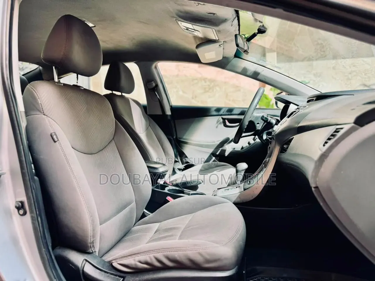 Hyundai Elantra 2012 Gris