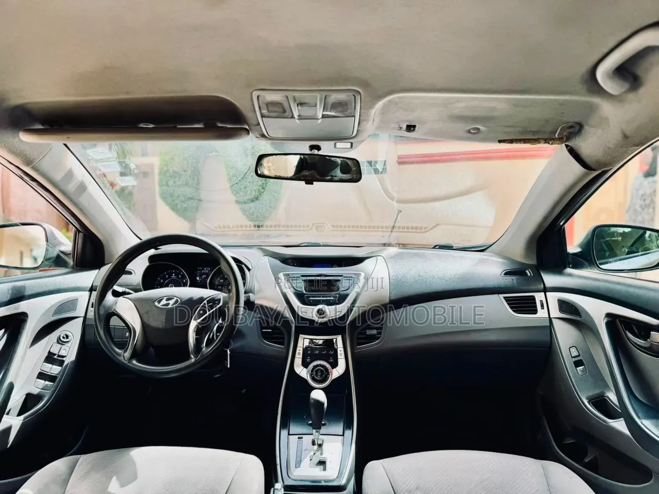 Hyundai Elantra 2012 Gris