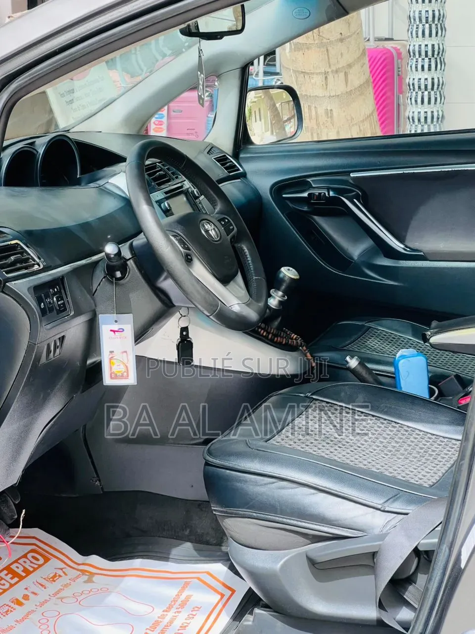 Toyota Verso 2015 Gris