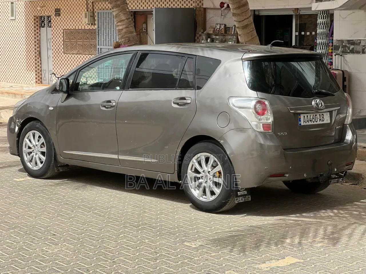 Toyota Verso 2015 Gris
