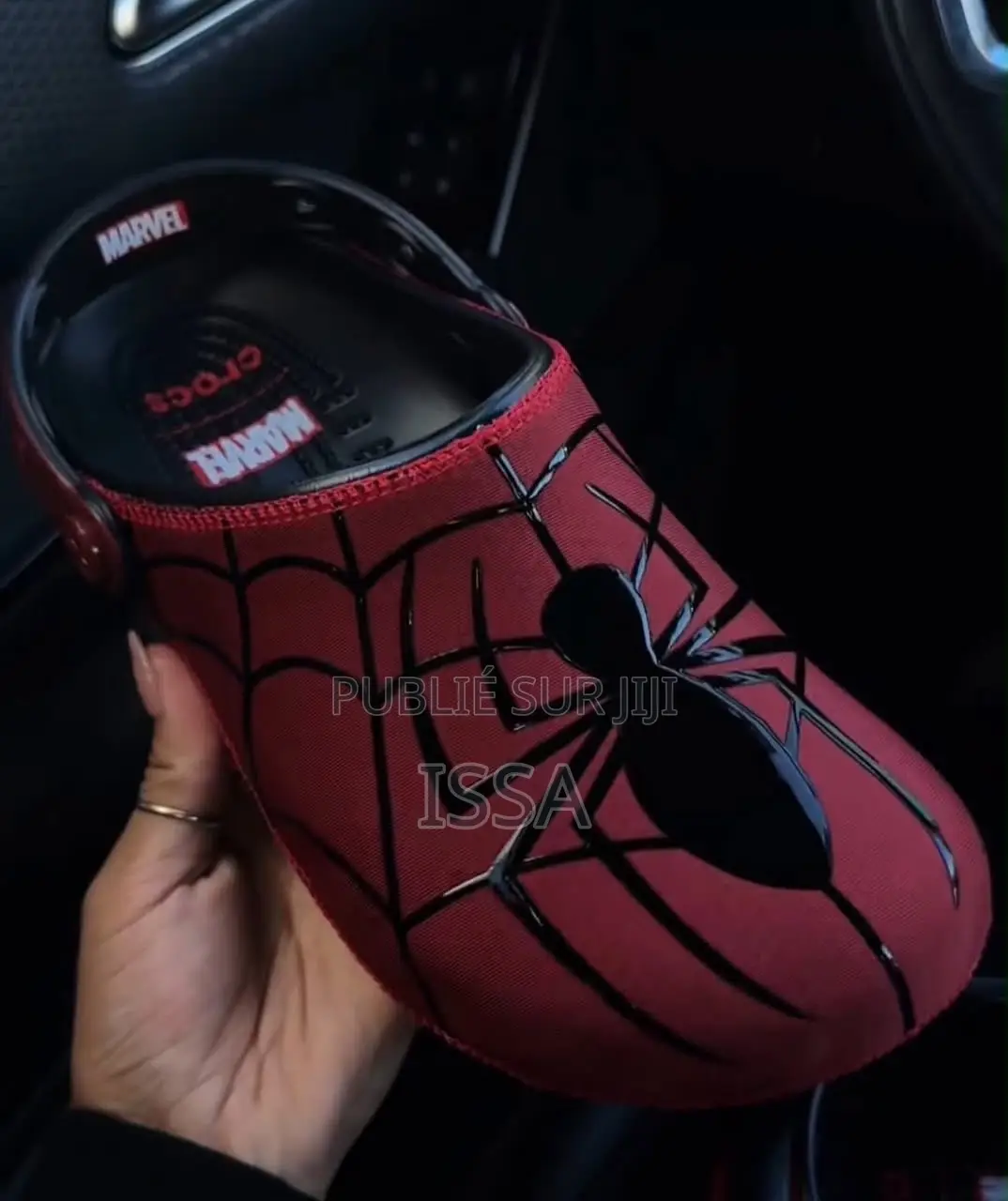Crocs Marvel