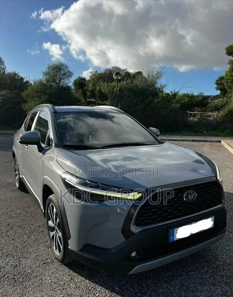 Toyota Corolla Cross Hybrid 2023 Gris