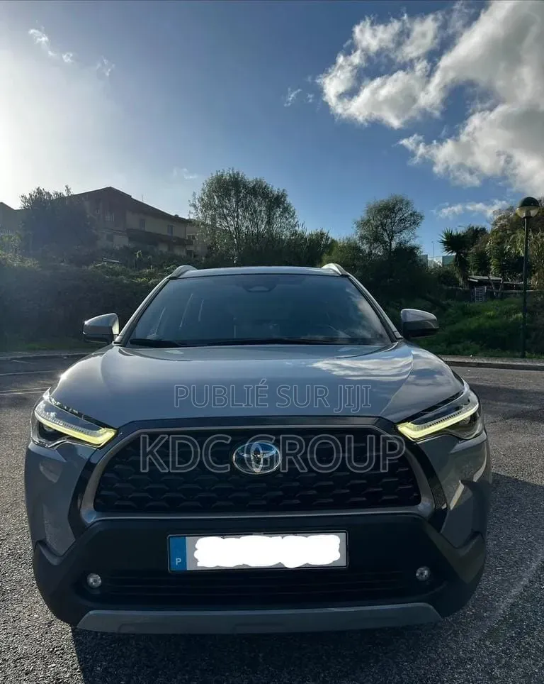 Toyota Corolla Cross Hybrid 2023 Gris