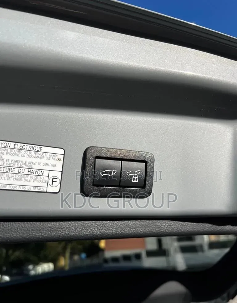 Toyota Corolla Cross Hybrid 2023 Gris