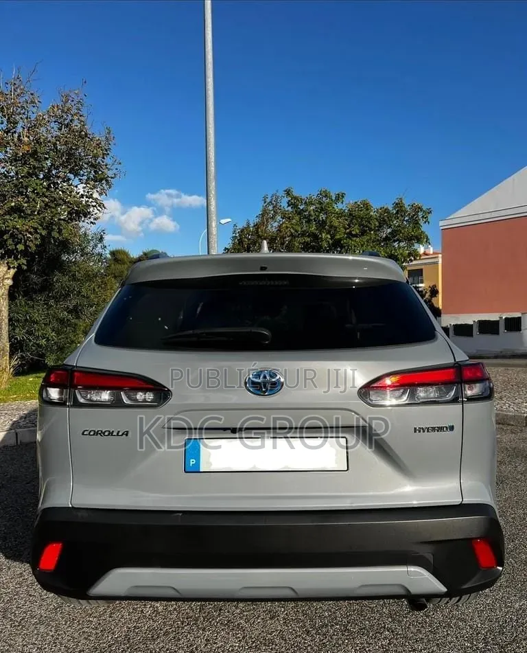 Toyota Corolla Cross Hybrid 2023 Gris