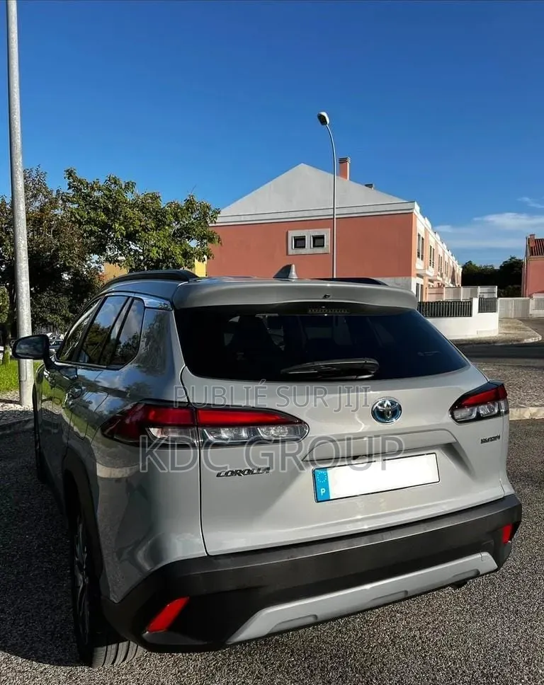Toyota Corolla Cross Hybrid 2023 Gris