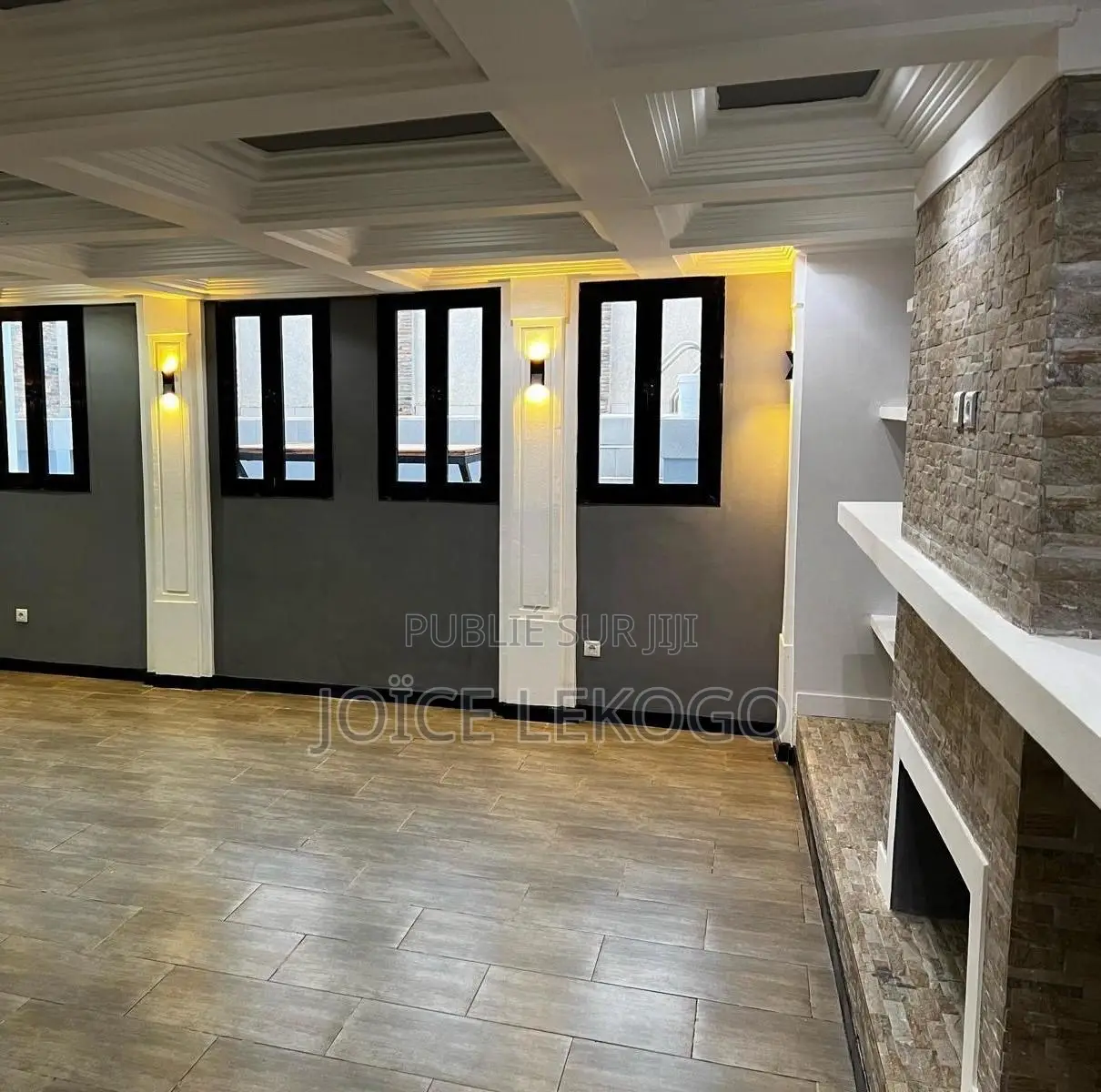 4chbre Villa dans Mermoz Sacré-Cœur à Vendre