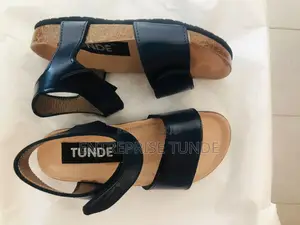 Tunde Dakar