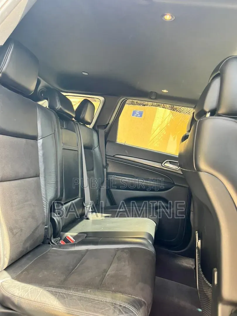 Jeep Grand Cherokee 2019 Gris