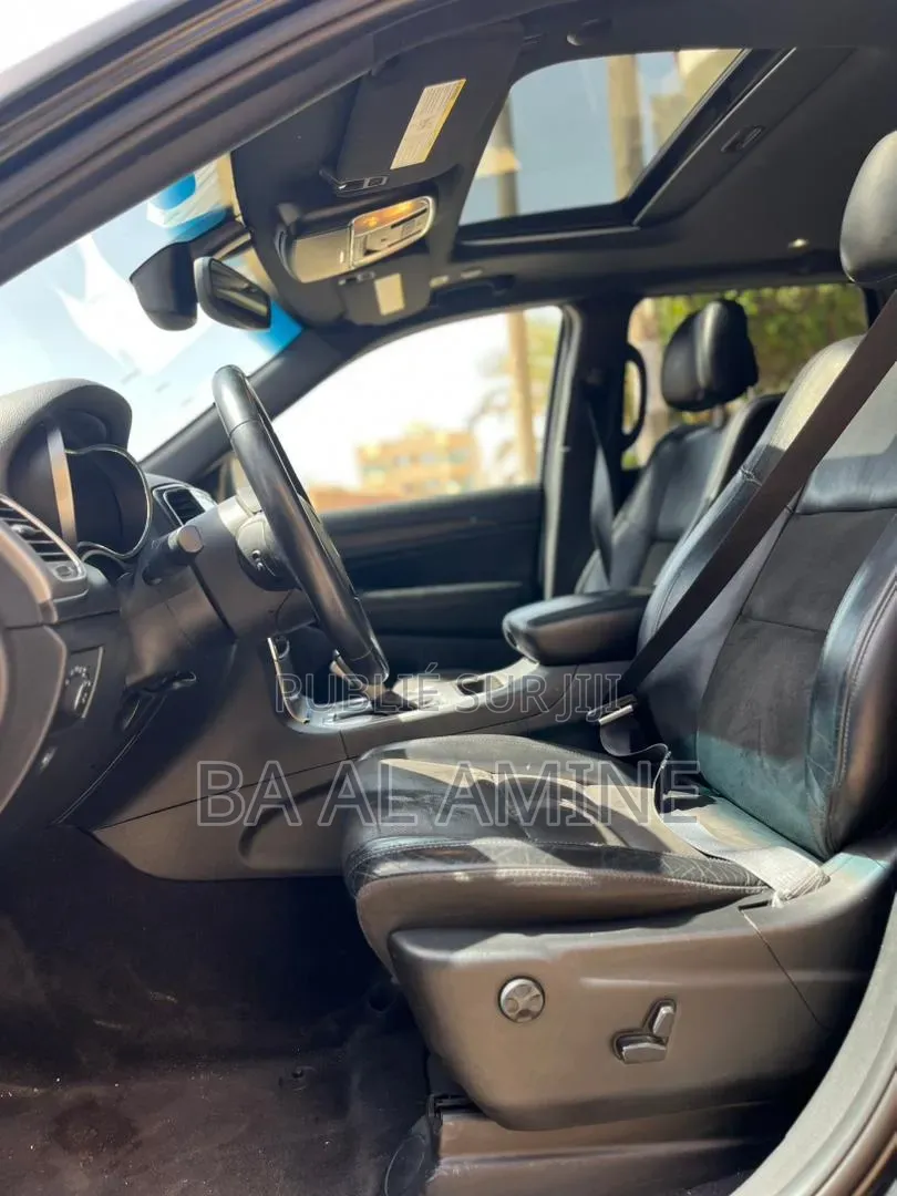 Jeep Grand Cherokee 2019 Gris