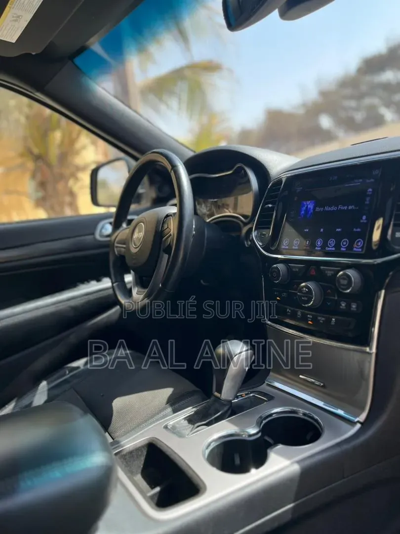 Jeep Grand Cherokee 2019 Gris