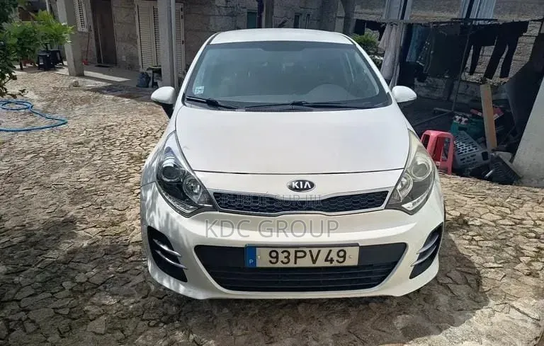 Kia Rio 2015 Blanc
