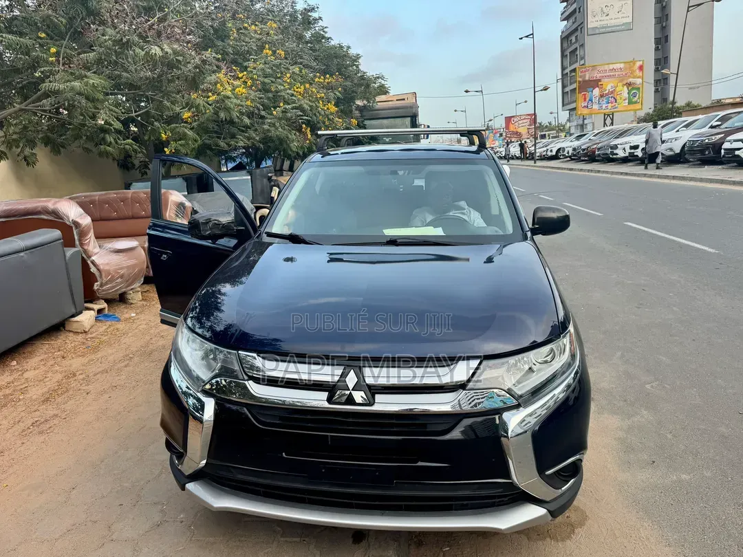 Mitsubishi Outlander 2017 Bleu