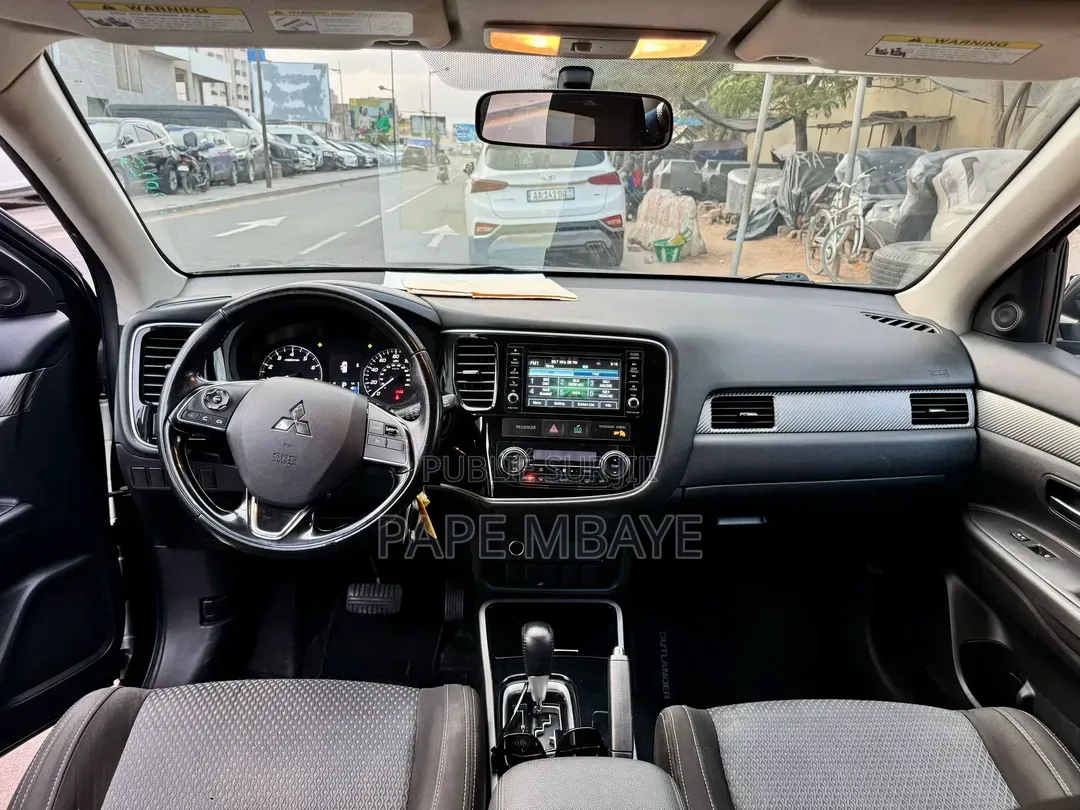 Mitsubishi Outlander 2017 Bleu