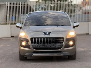 Peugeot 3008 2016 Gris