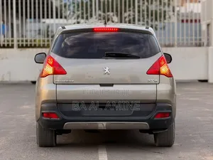 Peugeot 3008 2016 Gris