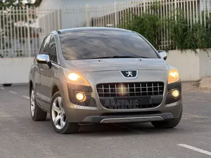 Peugeot 3008 2016 Gris