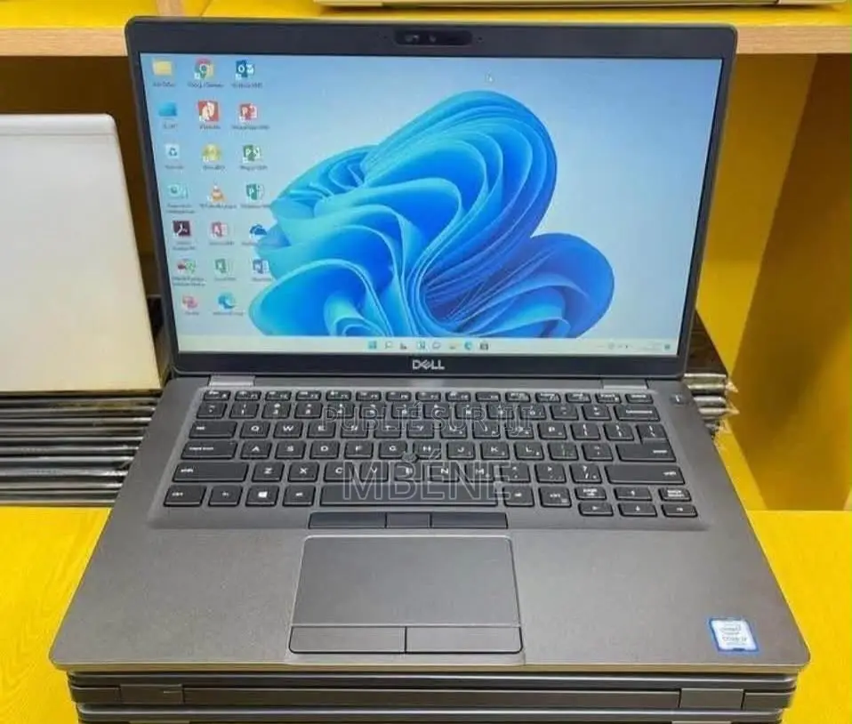 Ordinateur portable Dell Latitude 5400 8GB Intel Core i5 SSD 256GB