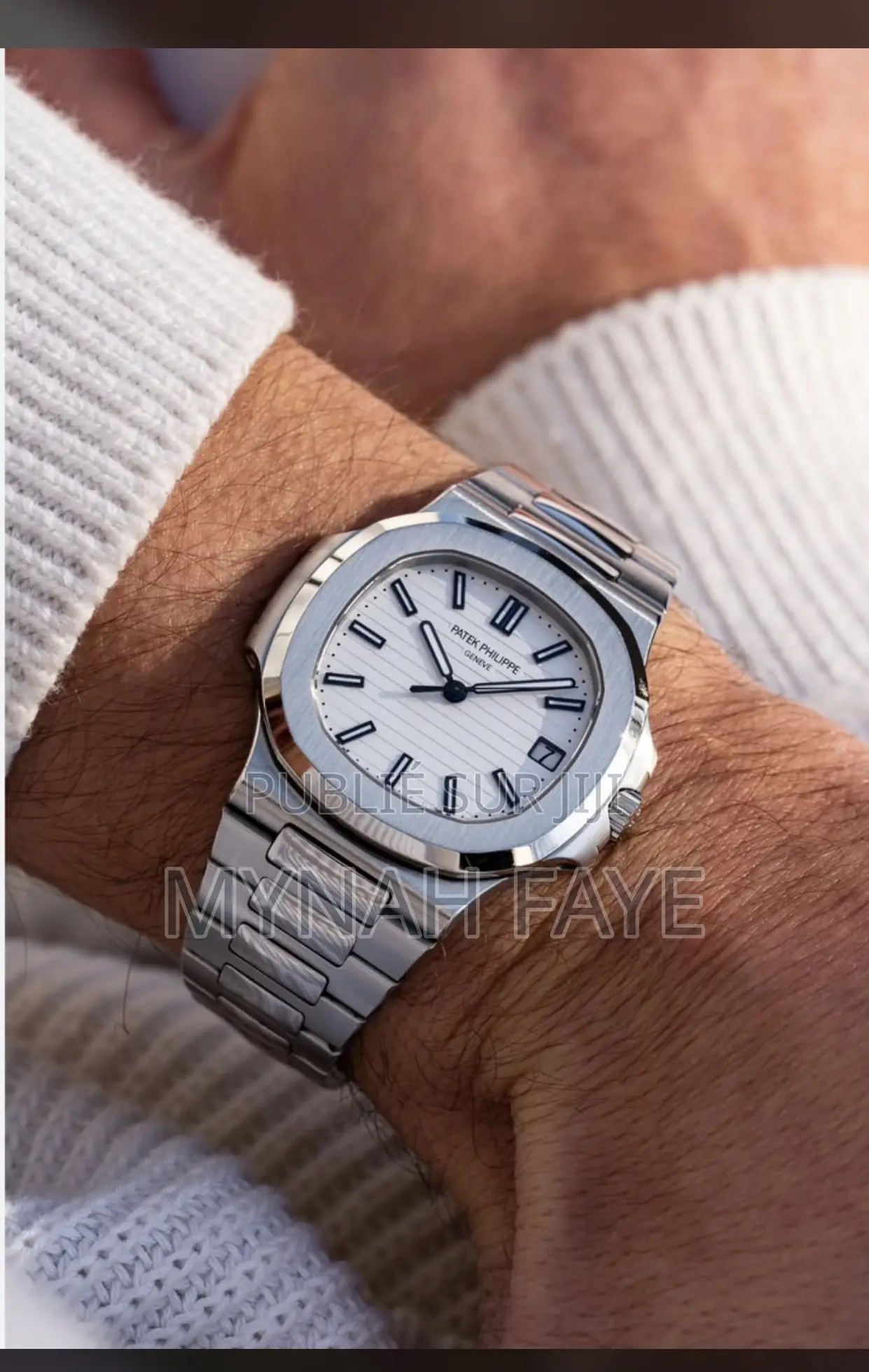 Montre Pour Homme Très Jolie,simple Et Classe